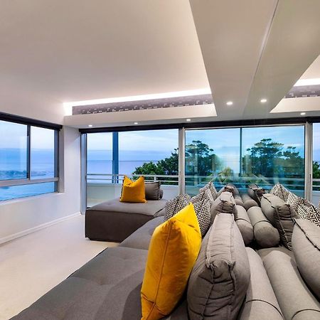 Clifton Yolo Spaces - Clifton Beachfront Executive Apartment เคปทาวน์ ภายนอก รูปภาพ