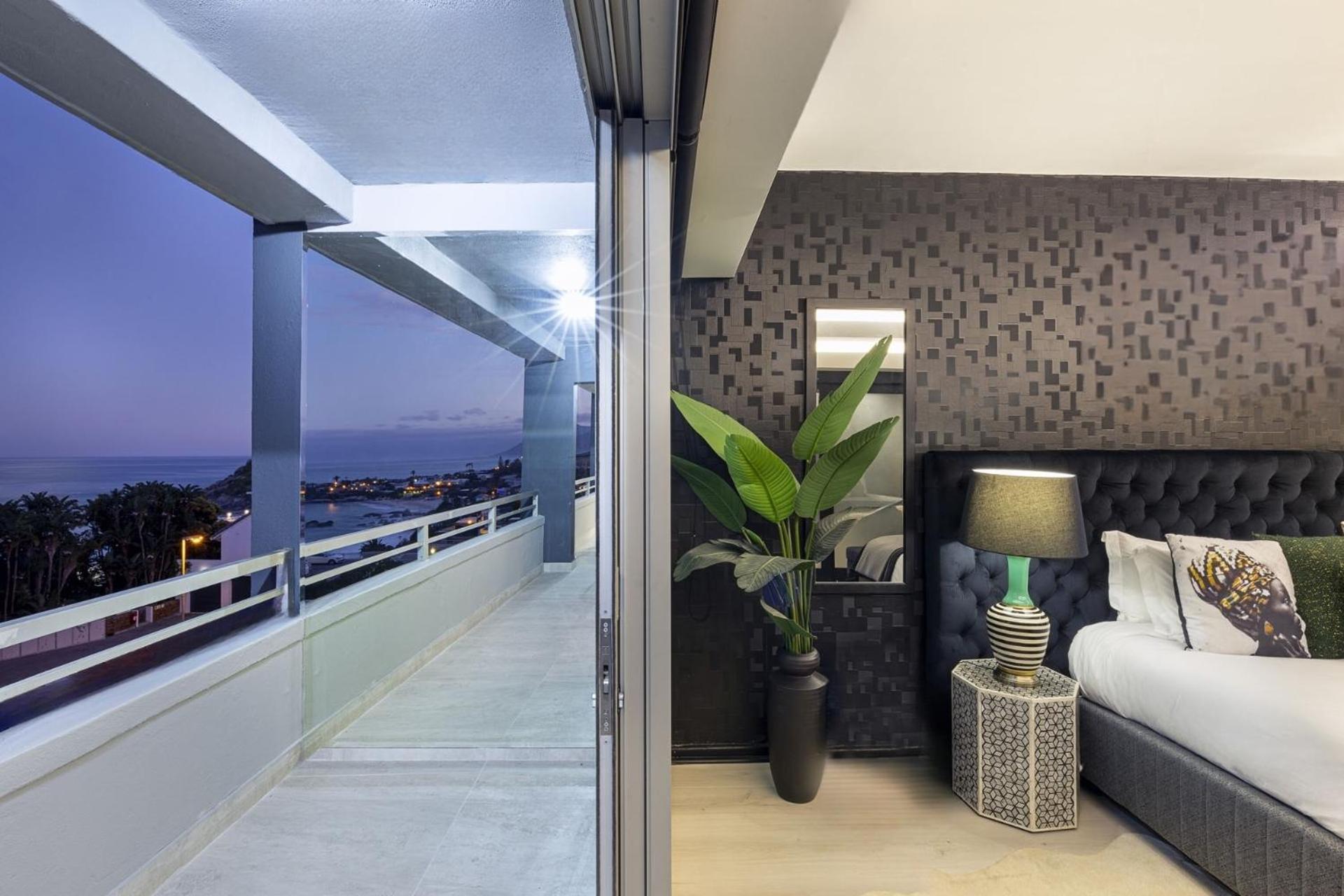 Clifton Yolo Spaces - Clifton Beachfront Executive Apartment เคปทาวน์ ภายนอก รูปภาพ